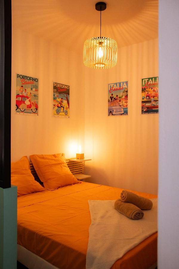 Appartement entier, Grand Studio - Proche Gare in Cassis, Région de Marseille
