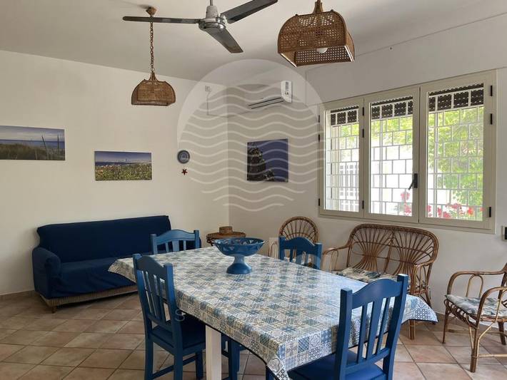 Ferienhaus für 7 Personen, mit Ausblick und Terrasse sowie Garten in Punta Prosciutto