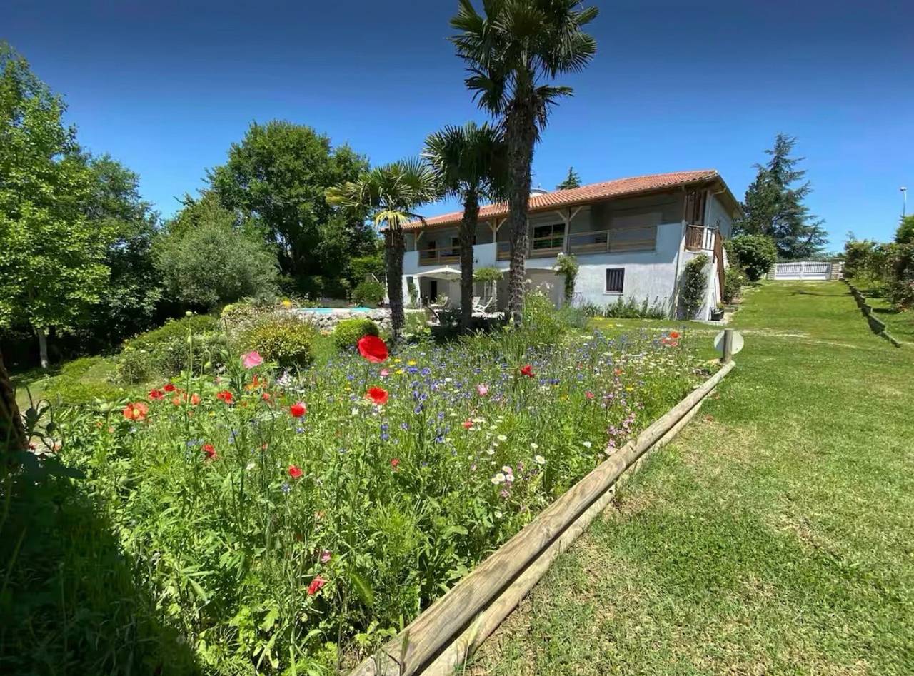 Studio dans logement indépendant - Chambre in L'Isle-Jourdain, Gers
