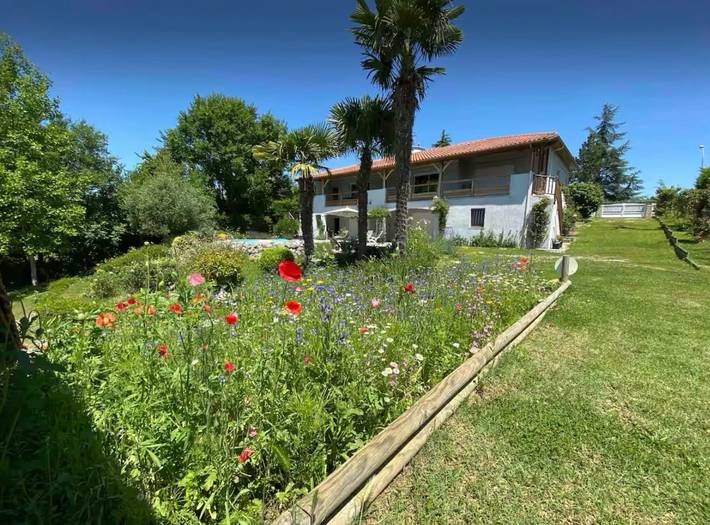 Chambre d’hôte pour 2 personnes, avec jardin et piscine dans le Gers - 2