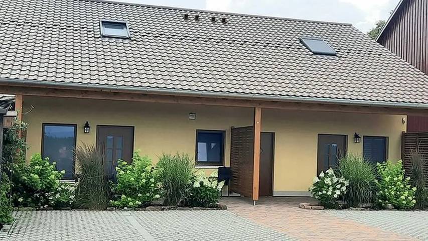 Appartement de vacances pour 7 personnes, avec jardin