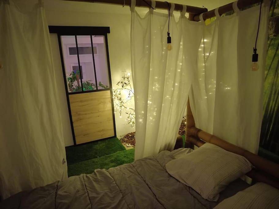 Appartement entier, Le Jardin d'Eden -Appartement de charme avec Sauna, Hammam, spa in Issoudun, Région d'Issoudun