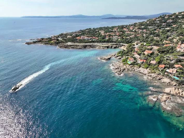 Gîte pour 2 personnes, avec terrasse à Roquebrune-sur-Argens - 4
