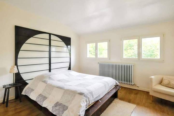 Location de vacances pour 6 personnes, avec jardin à Saints - 2