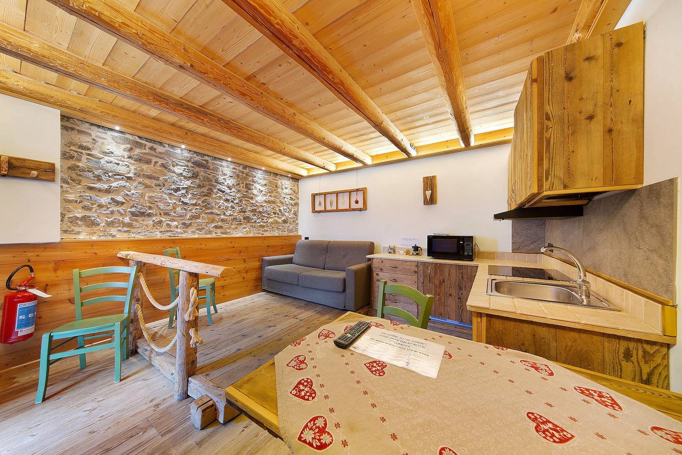 Appartamento intero, Appartamento 'Veleza' con vista sulle montagne e giardino in comune in Auronzo di Cadore, Dolomiti di Sesto