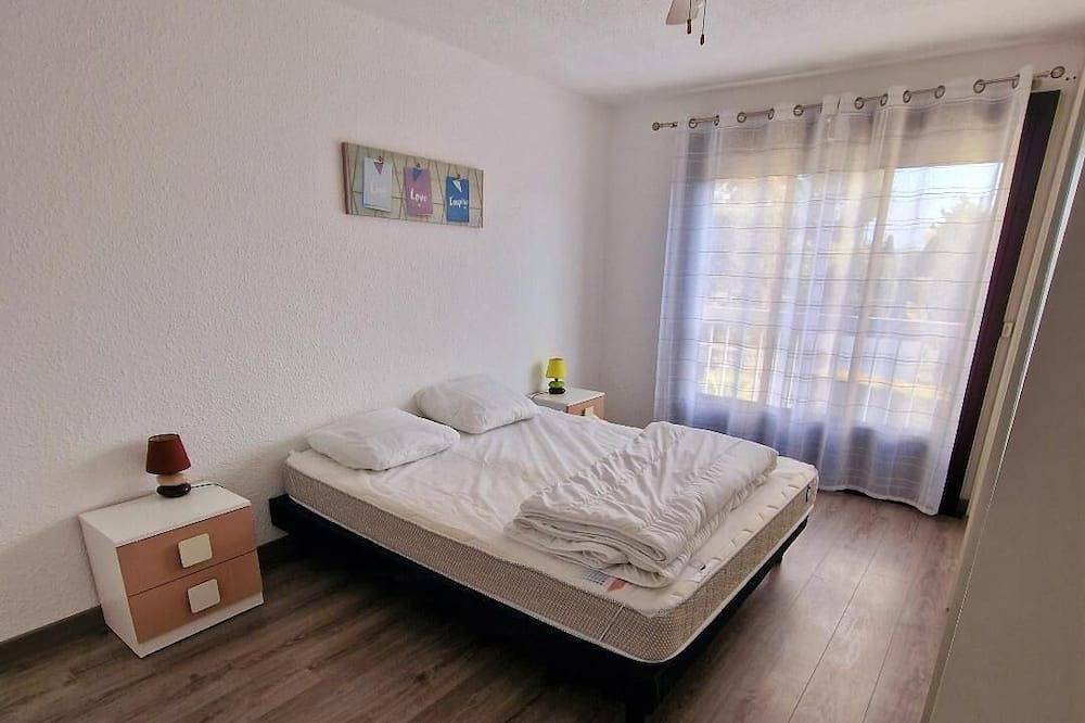 Ganze Wohnung,  T2 apartment at the foot of the Estérel and the beaches in Le Dramont, Saint-Raphaël