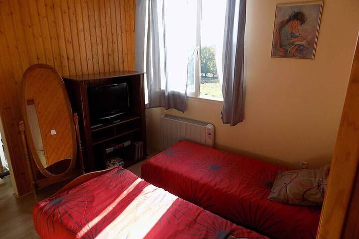 Location de vacances pour 5 personnes, avec jardin et terrasse à Montpon-Ménestérol - 4