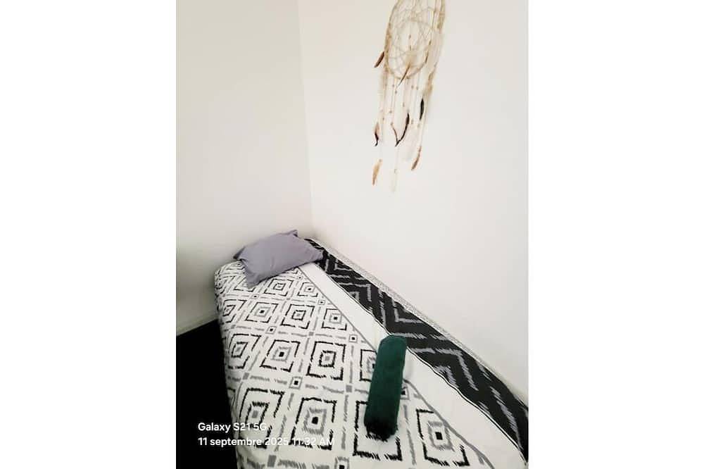 Appartement entier, Studio 1.. in Bédarieux, Région de Béziers