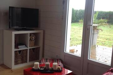 Chalet pour 4 Personnes dans Charritte-de-Bas, Région d'Oloron-Sainte-Marie, Photo 3