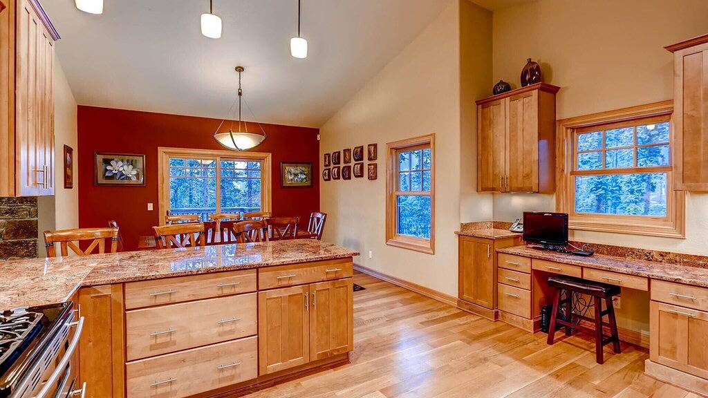 Vacation Home for 12 Guests in Breckenridge, Summit County