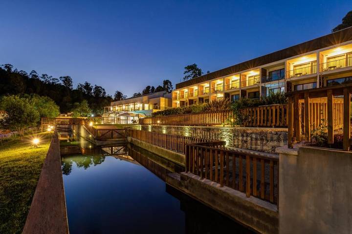 Hotel für 2 Personen, mit Balkon und Terrasse sowie Whirlpool und Garten