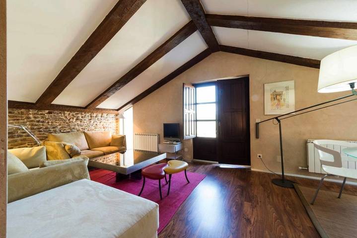 Casa de huéspuedes para 10 personas, con Jacuzzi y Terraza en Puebla de Sanabria