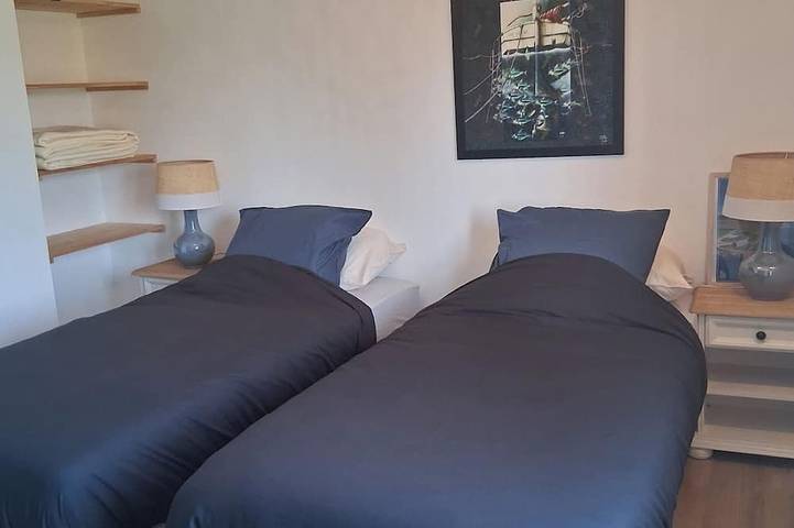 Location de vacances pour 5 personnes, avec jardin et terrasse, animaux acceptés dans Plage Du Sablon Cosqueville - 4