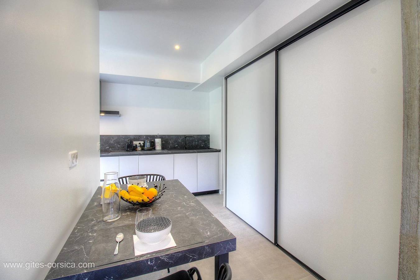 Felce in Peri, Ajaccio und Umgebung