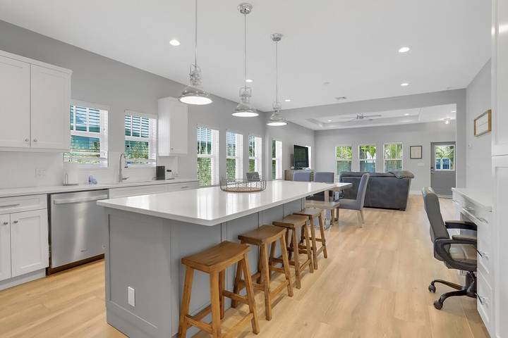 Vacation rental for 10 people, with yard in Lake Worth