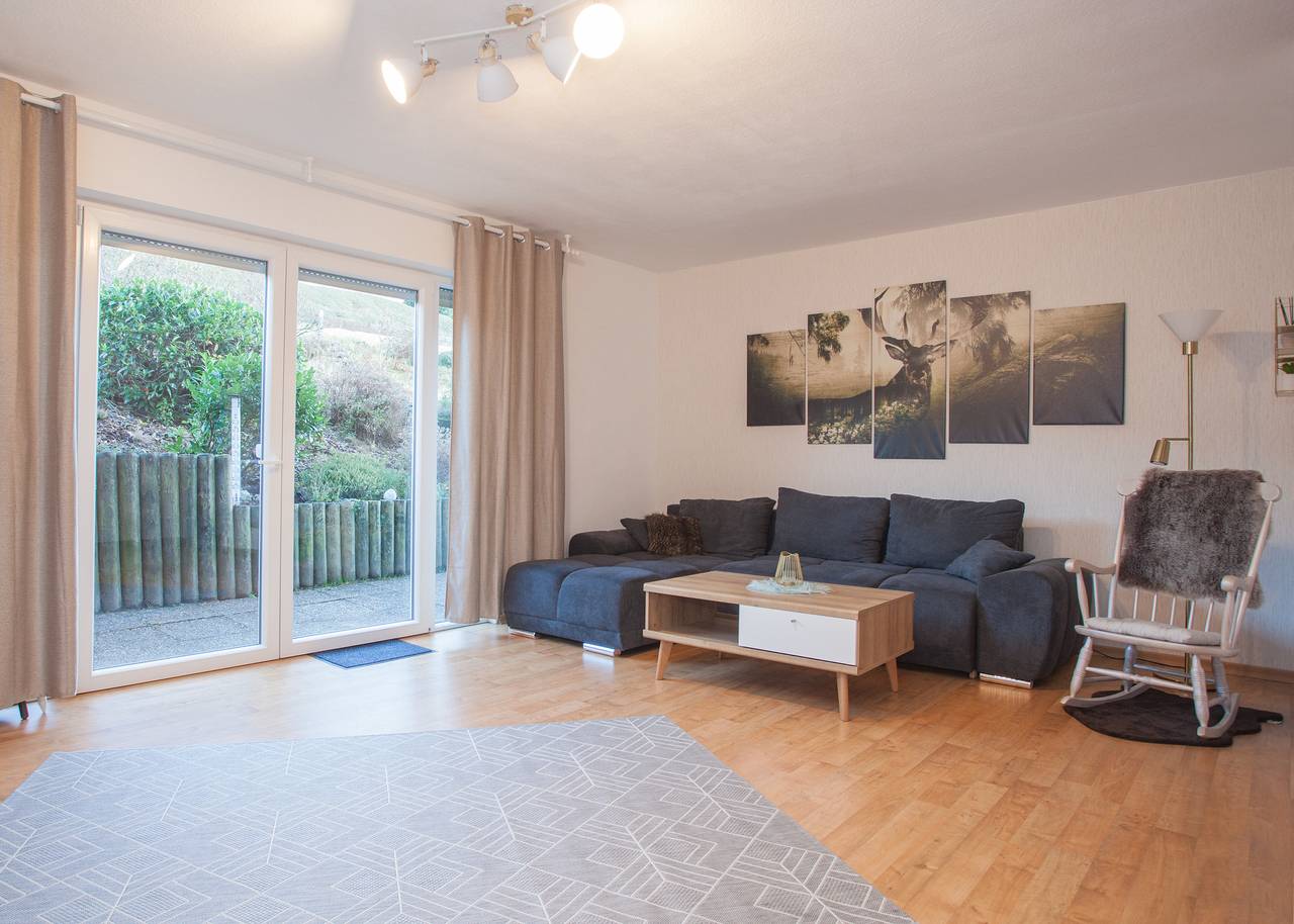 Ganze Wohnung, Ferienwohnung - Am Kleehagen 26-B | Winterberg-Niedersfeld  in Niedersfeld, die Mittelgebirge