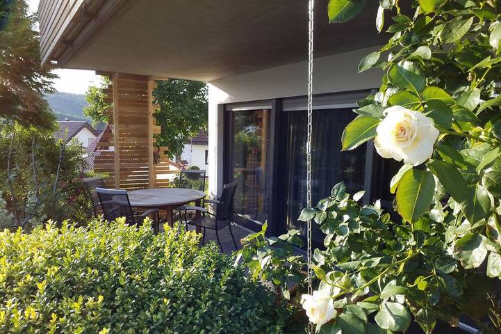 Ferienwohnung für 4 Personen, mit Terrasse und Garten in Roßbach