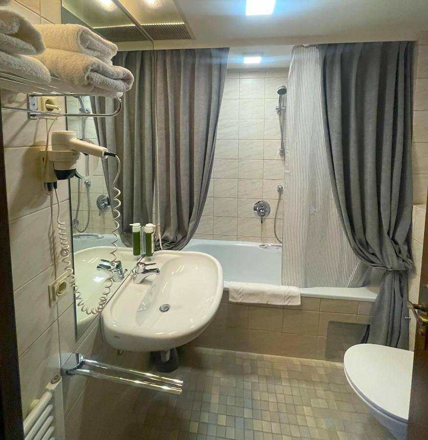 Family Suite with Balcony in Igls, Innsbruck