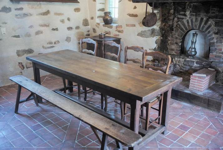 Location de vacances pour 6 personnes, avec jardin et vue à Landevieille - 3