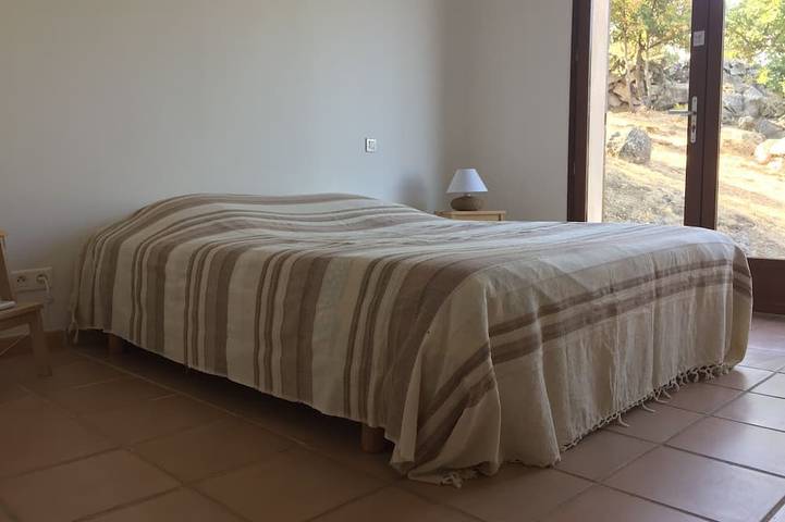 Location de vacances pour 5 personnes, avec jardin et terrasse à Sant'Antonino - 4