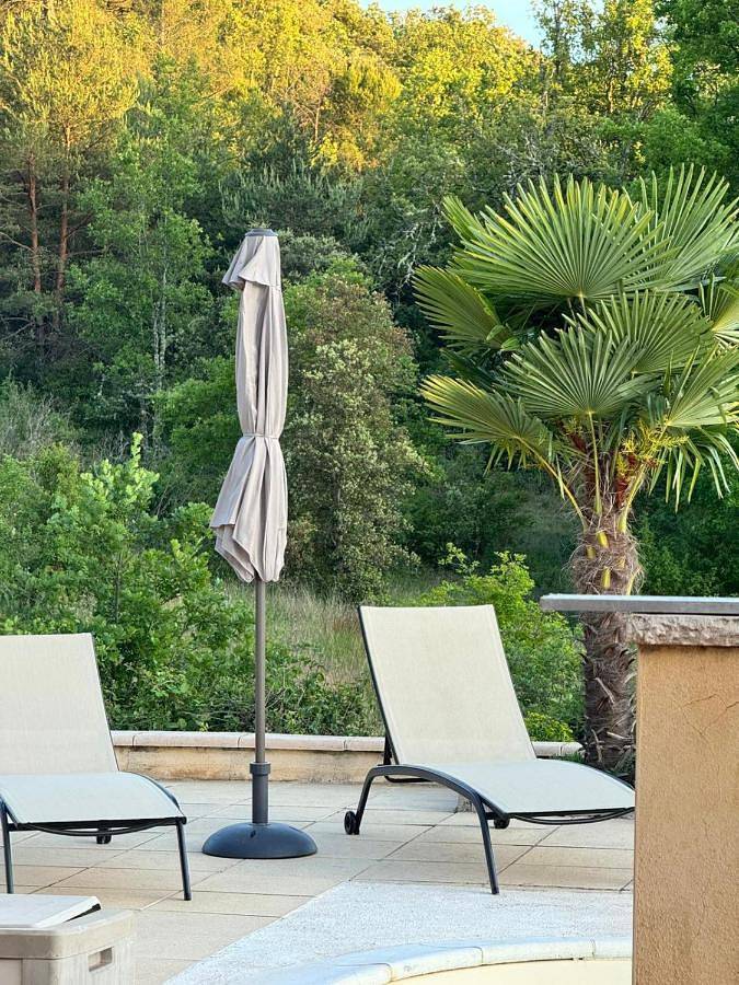 Maison de vacances pour 8 personnes, avec Terrasse et Jardin ainsi que Piscine et Vue à Ginasservis