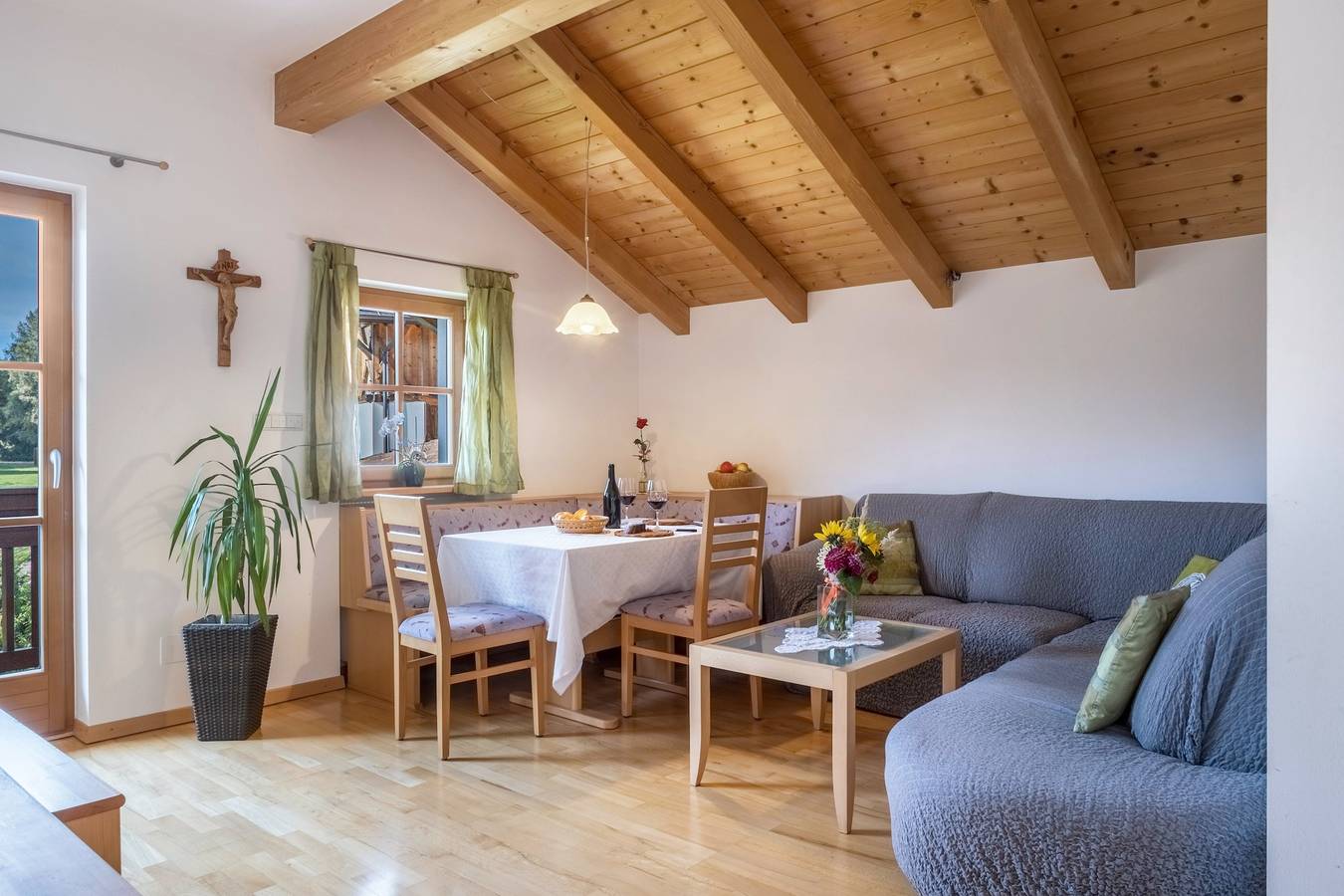 Ganze Wohnung, Ferienwohnung "Tschigghof" mit Bergblick, Wlan & Garten in Karneid, Dolomiti Superski