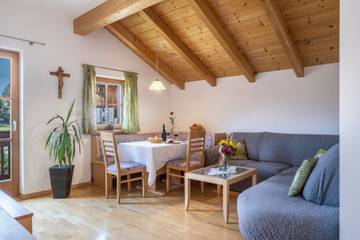 Ferienwohnung für 4 Personen in Karneid, Eggental, Bild 2