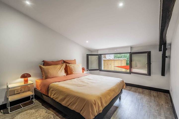 Location de vacances pour 6 personnes, avec Terrasse et Jardin à Branne - 4