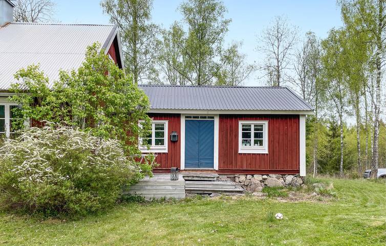 Ferienhaus für 7 Personen mit Garten in Kronoberg
