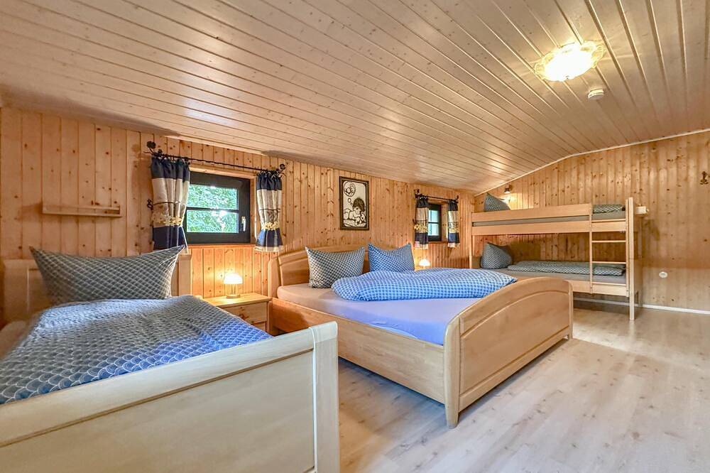 Gruppenhaus in Bayern - top Lage, großer Garten in Georgenberg, Naturpark Nördlicher Oberpfälzer Wald