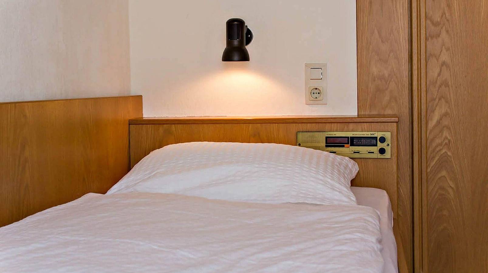 Einzelzimmer mit Dusche und Wc in Leiwen, Moseleifel