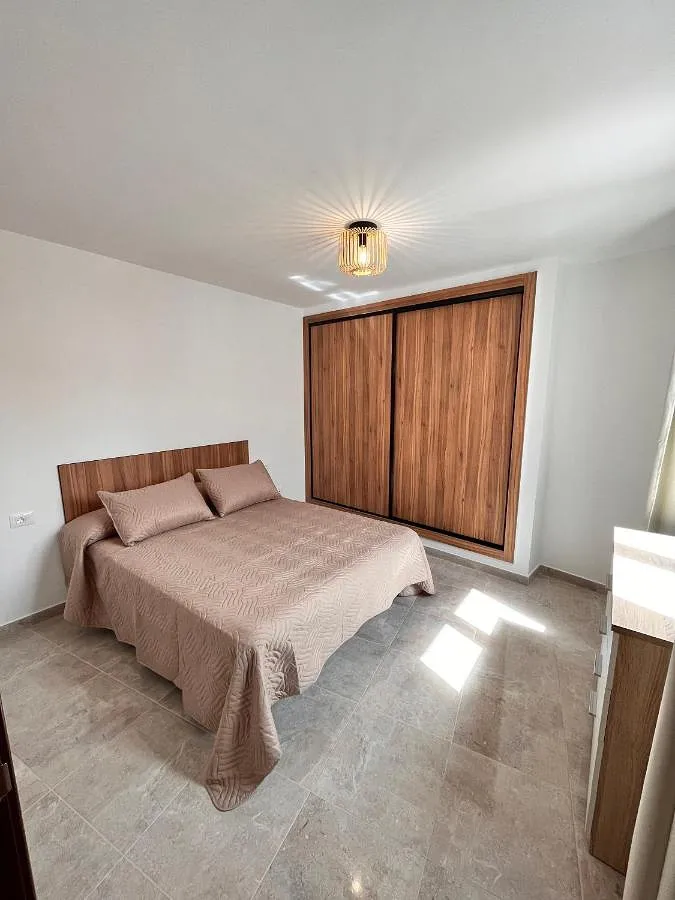 Apartamento de vacaciones para 4 personas, con terraza y vistas - 1