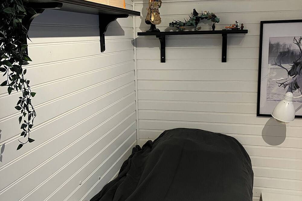 Charmantes Ferienhaus, nahe Strand, Natur und Stadt in Enköping, Mälaren