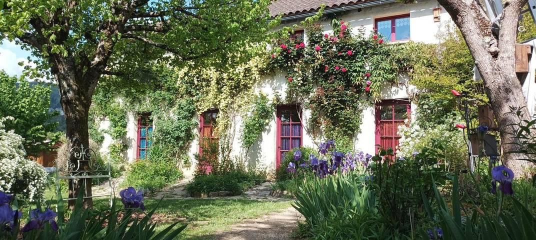 Maison d’hôte pour 3 personnes, avec jardin à Tour-de-Faure - 2