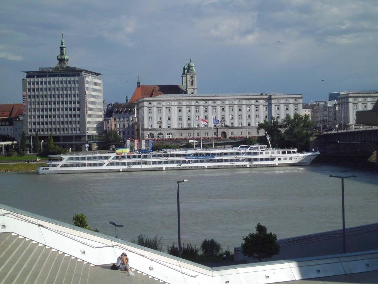 Ganze Wohnung, Appartements Donaublick in Linz, Linz-Wels