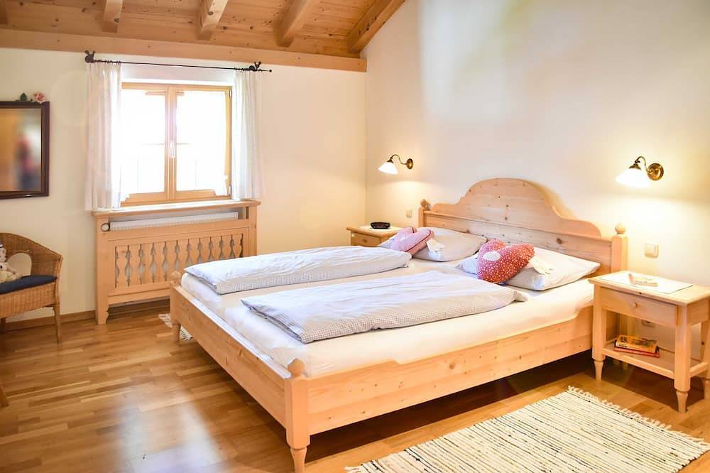 Ganze Wohnung, Ferienwohnung Heuboden - Gästehaus Moarhof in Bad Wiessee, Bayerische Alpen