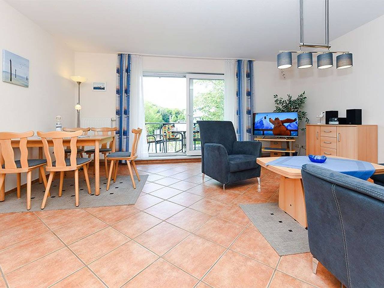 Nordseegartenpark Friesenstolz - Ferienwohnung Meeresrauschen in Bensersiel, Esens