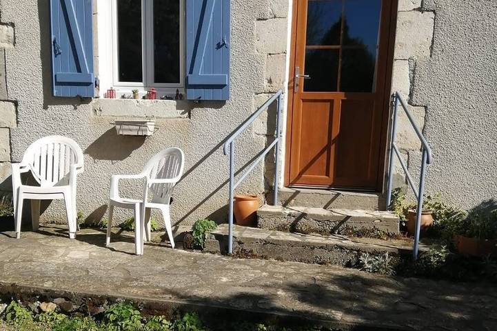 Gîte pour 4 personnes, avec Terrasse et Jardin