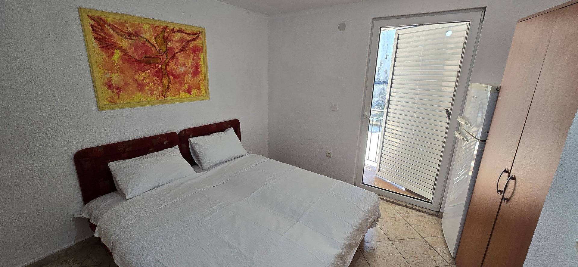 Hel lägenhet, Three Bedroom Apartment with Seaview in Šušanj, Montenegro