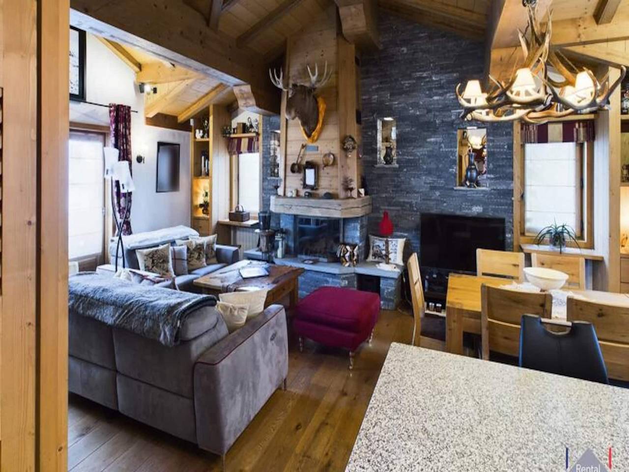 Entire apartment, 5 Rooms for 6 People in Courchevel 1850, Saint-Bon-Tarentaise