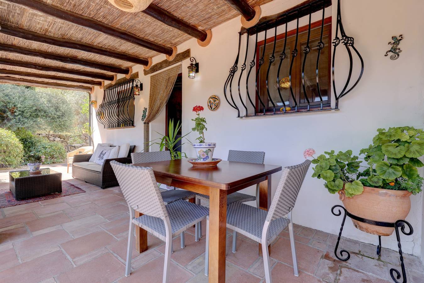 Casa rural 'Finca del Río' con vistas a la montaña, piscina y Wi-Fi in La Cañada Del Real Tesoro (Estación de Cortes), Cortes de la Frontera