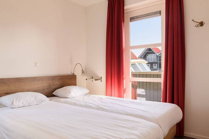 Semi-detached bungalow for 4 persons in Friesland