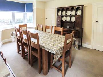 Holiday Rental for 9 People in Whinfell Forest, Cumbria, Photo 2