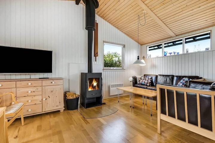 Ferienhaus für 8 Personen, mit Terrasse und Garten sowie Sauna in Dyngby Strand - 4