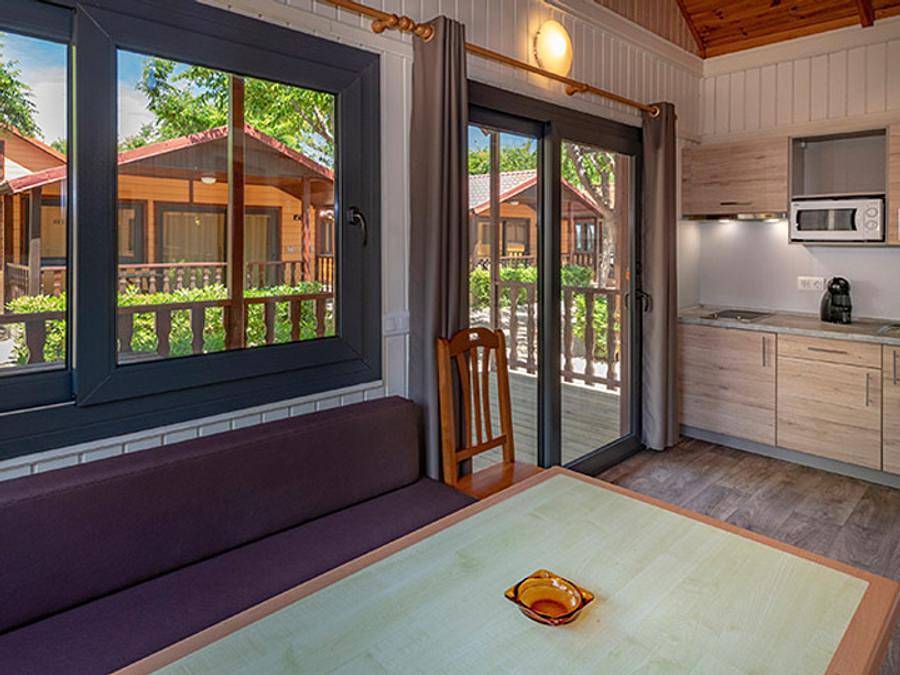 Camping Solmar - Chalet 6 personnes - Chalet 2000 in Els Pins Blanes, Blanes