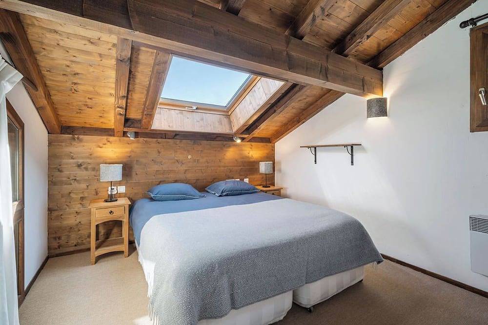 200m ski slopes-Chalet Manora -Courchevel La Tania in La Tania, La Perrière