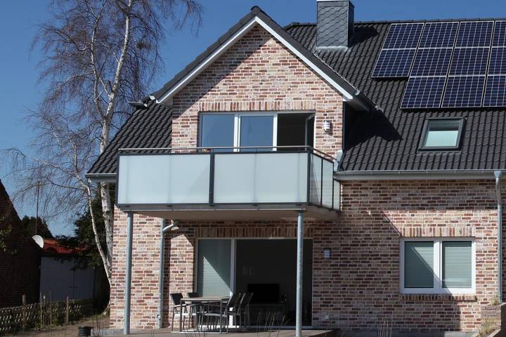 Ferienwohnung für 4 Personen, mit Terrasse und Garten sowie Sauna in Neue Tiefe - 2