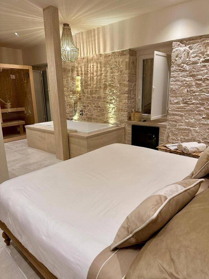 Chambre d’hôte pour 2 personnes, avec sauna ainsi que jacuzzi et terrasse à Bitonto - 4