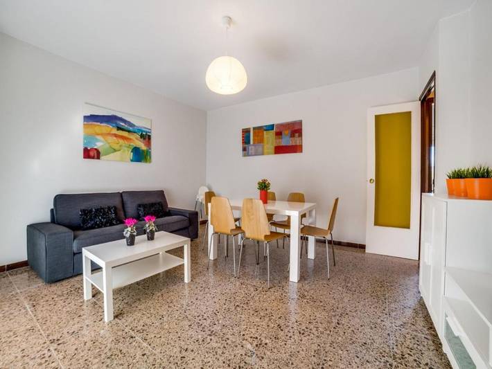 Casa rural para 20 personas, con Balcón y Terraza además de Jardín y Piscina en Palafolls - 3