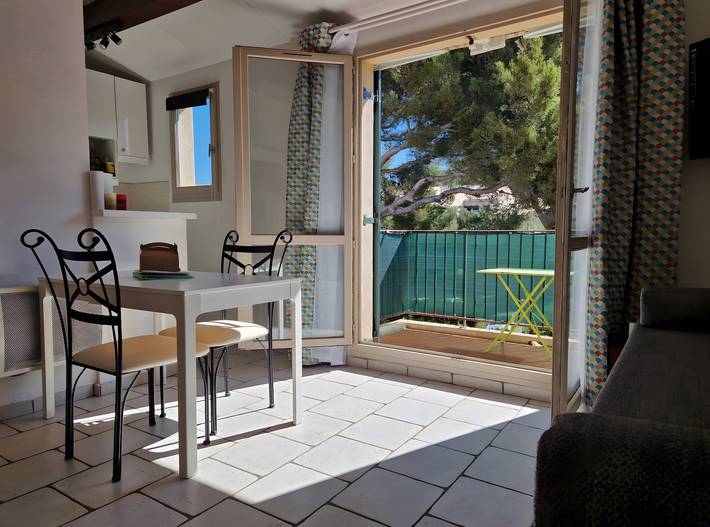 Studio für 4 Personen, mit Garten und Balkon sowie Kinderpool in Saint-Mandrier-sur-Mer